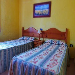 Apartamentos Castillo Beach 科斯塔卡莱塔 外观 照片