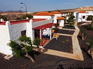 Apartamentos Castillo Beach 科斯塔卡莱塔 外观 照片